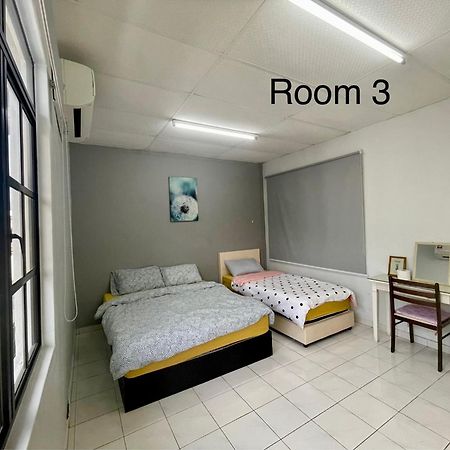 Low Season Promotion! 4B12B Max 19 Pax Party House Ipoh Dış mekan fotoğraf