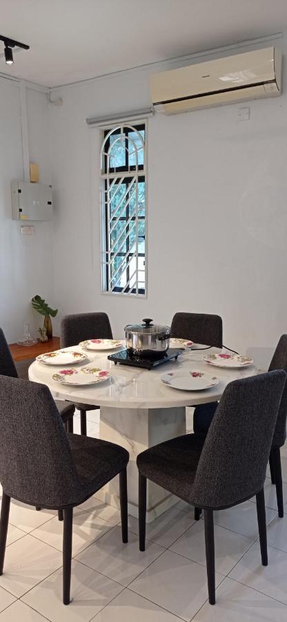 Low Season Promotion! 4B12B Max 19 Pax Party House Ipoh Dış mekan fotoğraf
