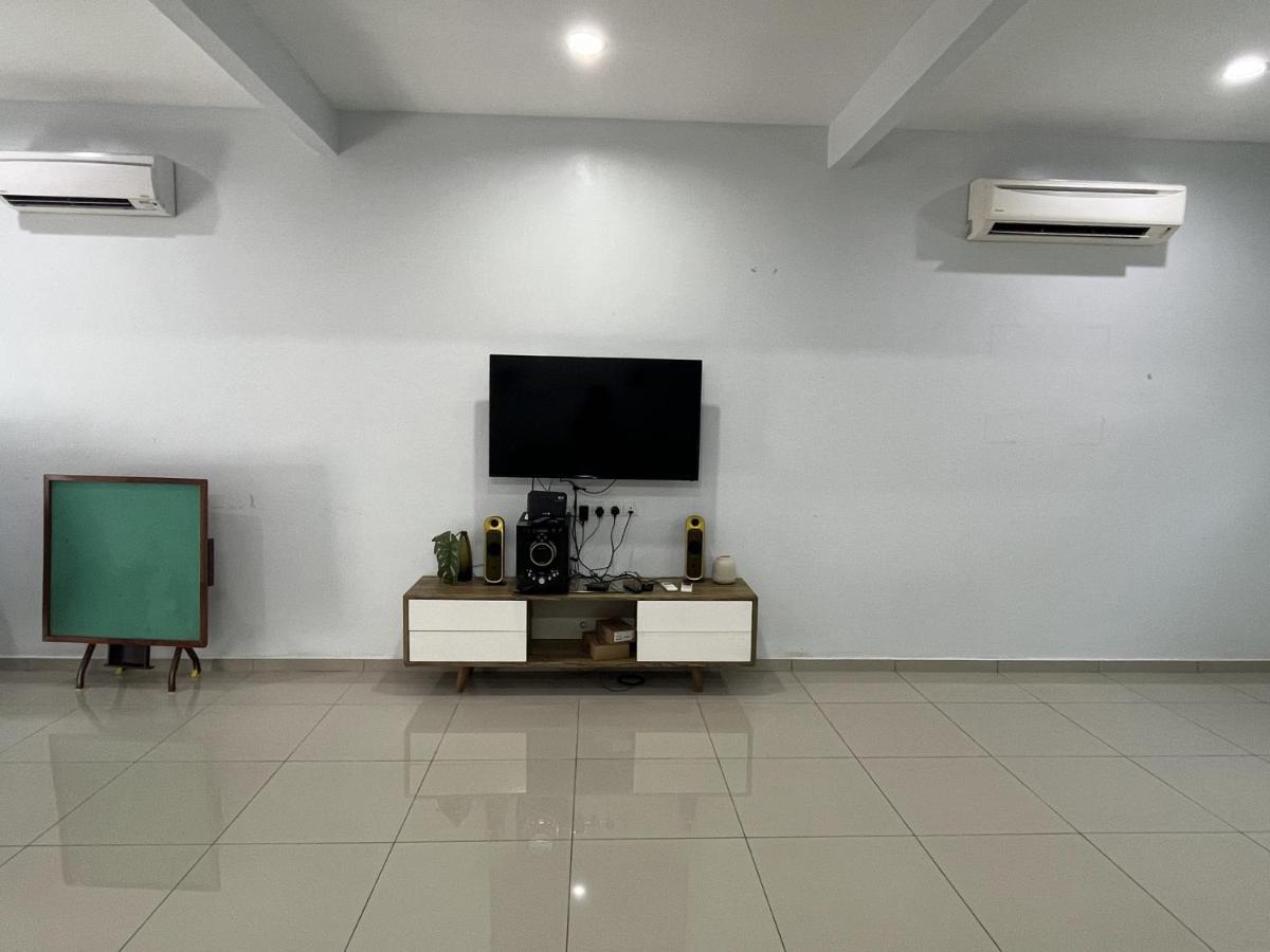 Low Season Promotion! 4B12B Max 19 Pax Party House Ipoh Dış mekan fotoğraf