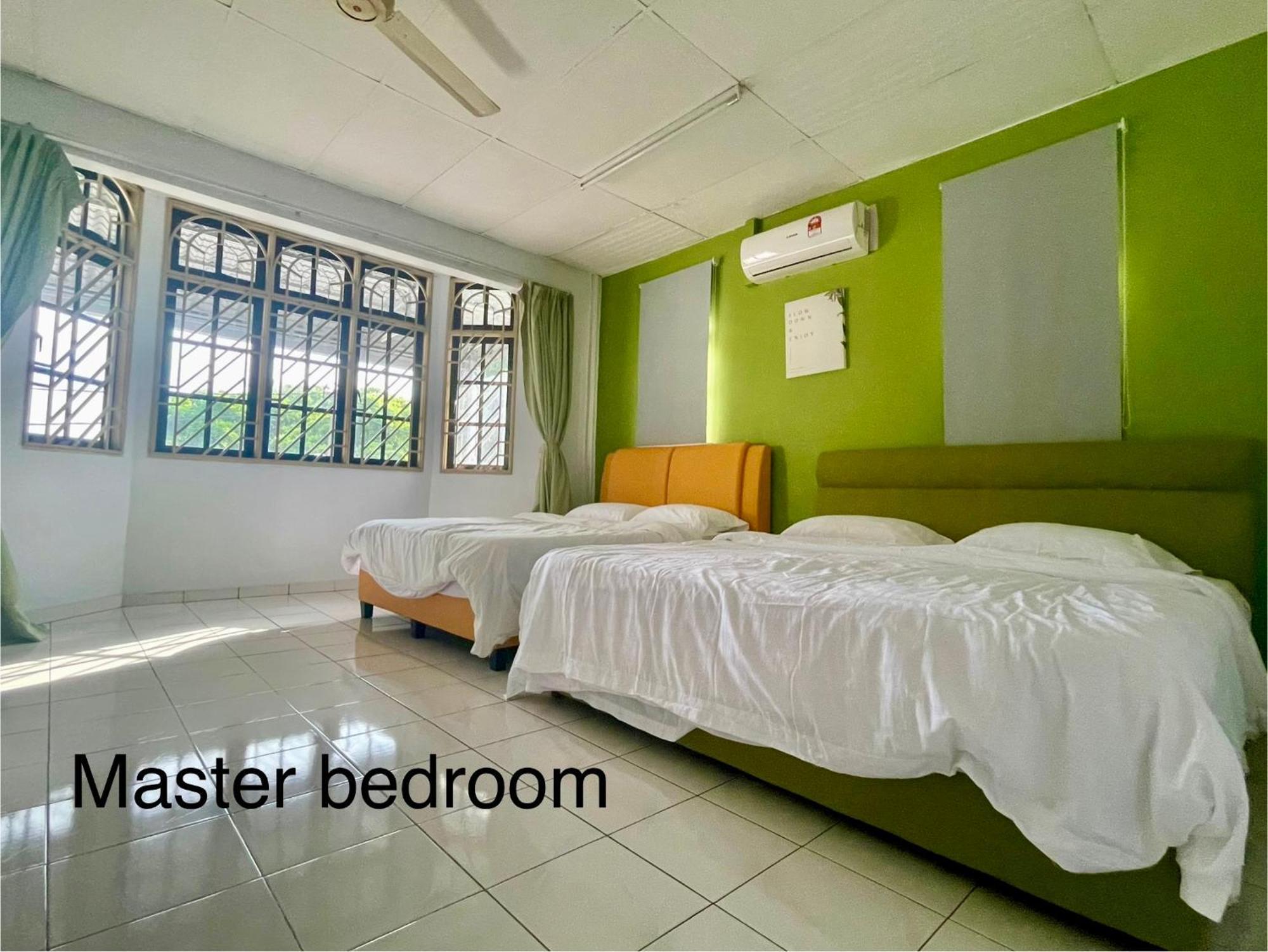 Low Season Promotion! 4B12B Max 19 Pax Party House Ipoh Dış mekan fotoğraf
